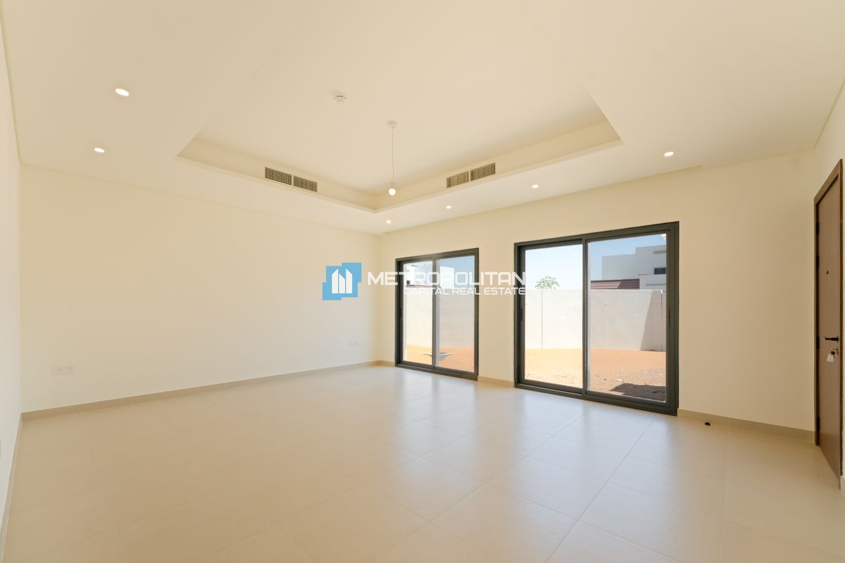 5BR Villa for Rent in Al Shamkha – MCR-7769 photo-7