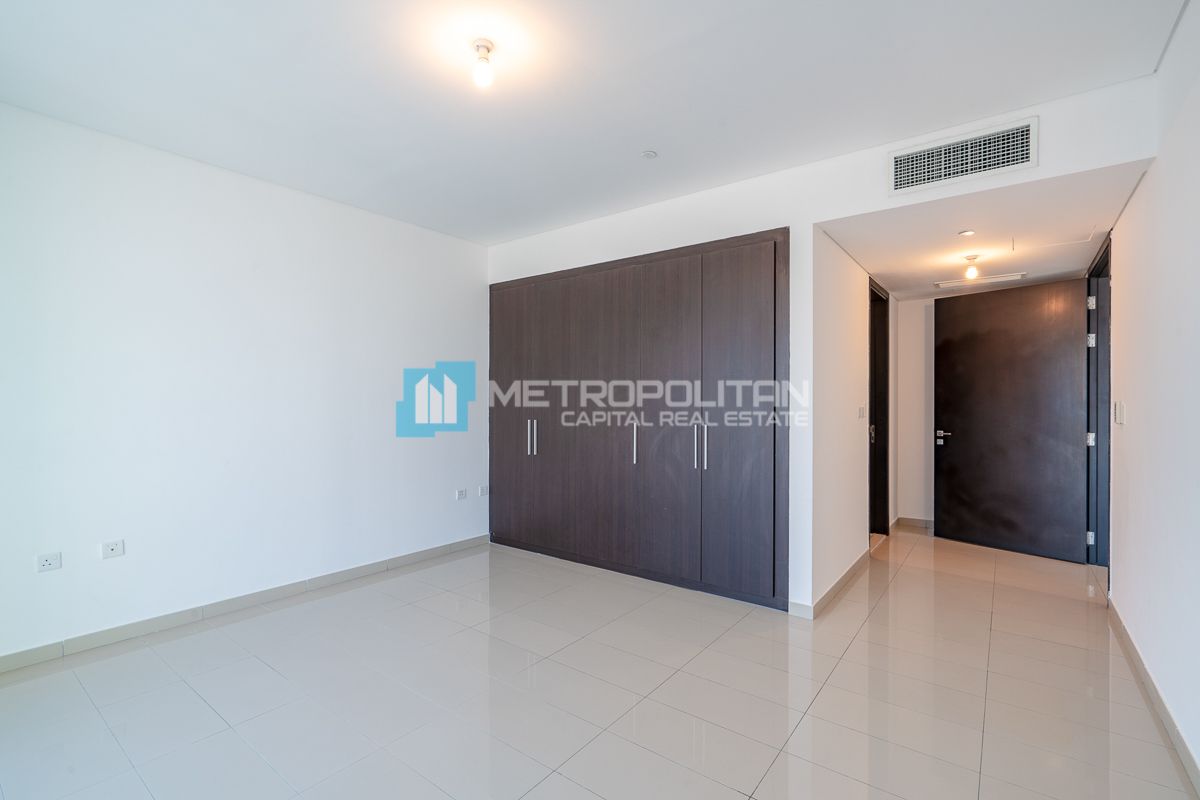 Image - RAK Tower, Al Reem Island, Abu Dhabi | Project - Apartment