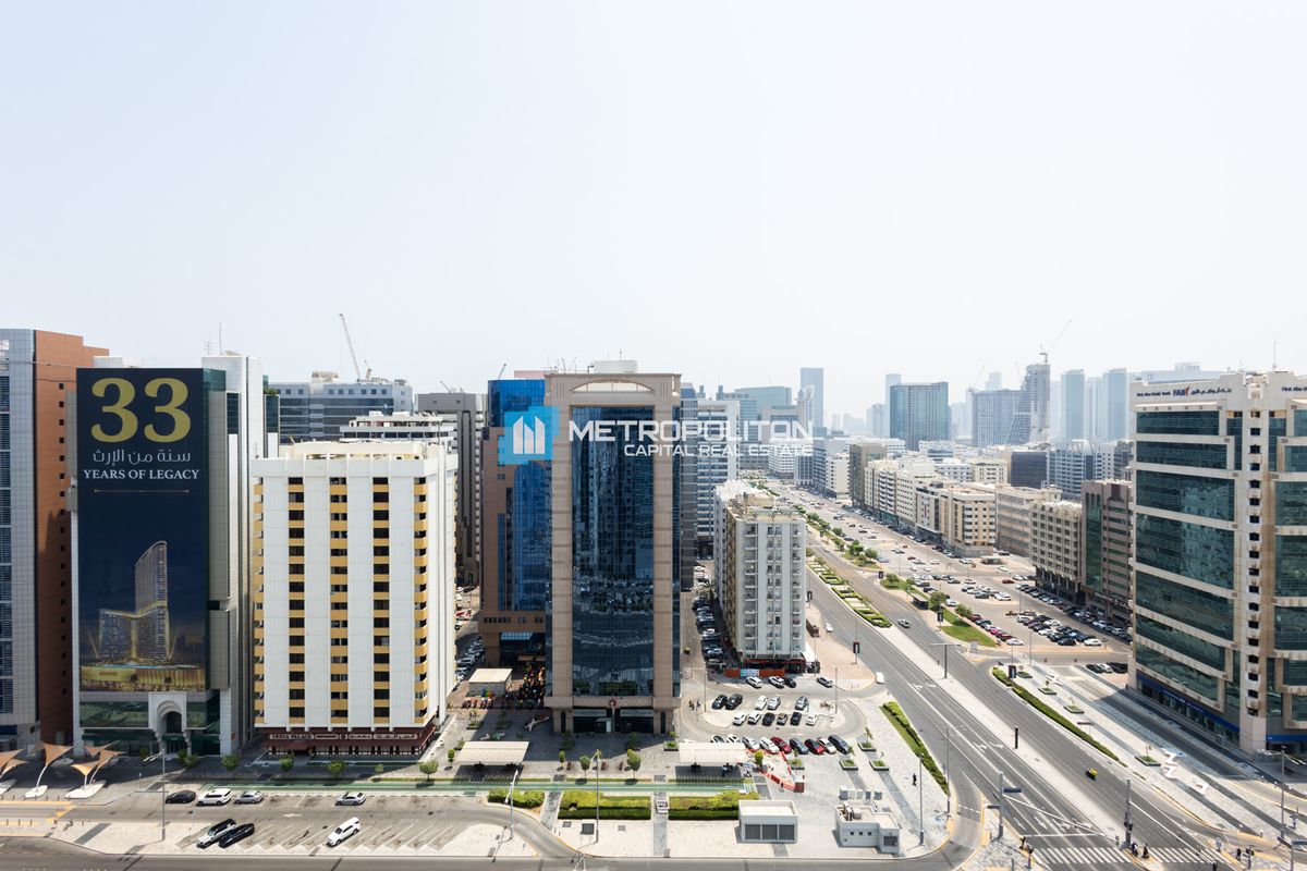 Studio Office for Rent in Al Danah – MCR-8072