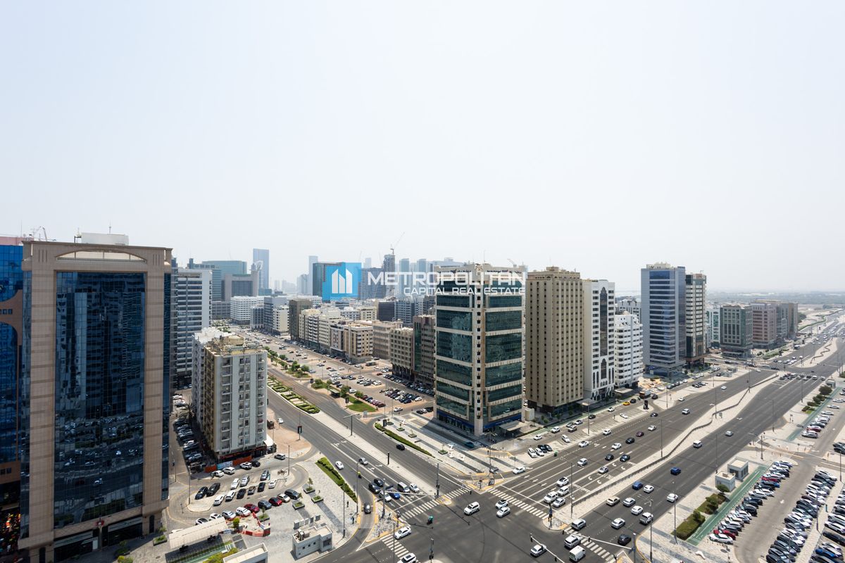 Studio Office for Rent in Al Danah – MCR-8073
