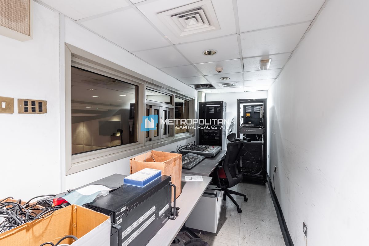 Image - Al Danah, Al Danah, Abu Dhabi | Project - Office