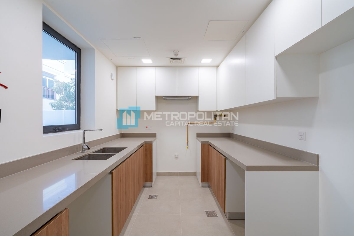 Image - Al Ghadeer 2, Al Ghadeer, Abu Dhabi | Project - Townhouse
