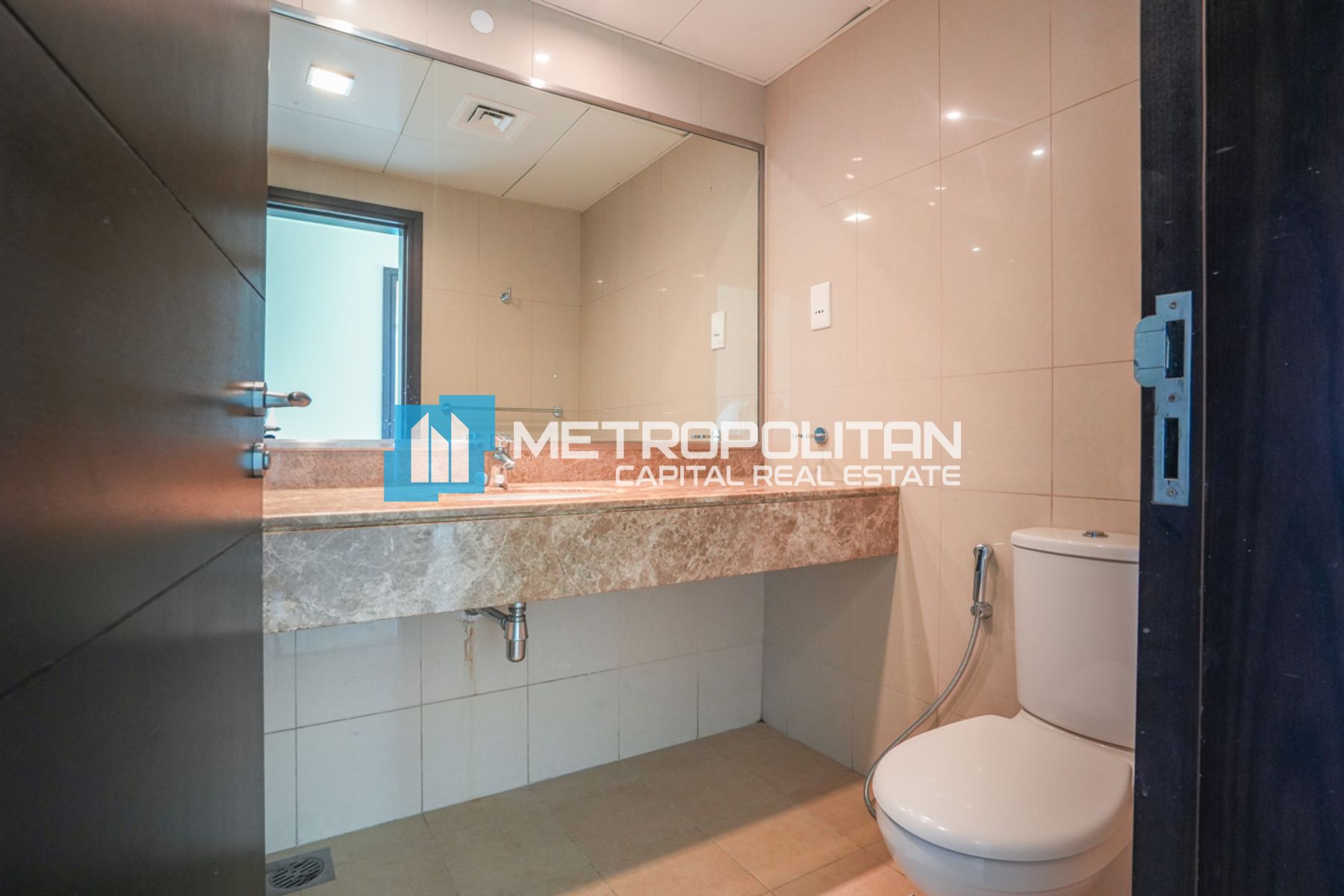 Image - Sun Tower, Al Reem Island, Abu Dhabi | Project - Apartment