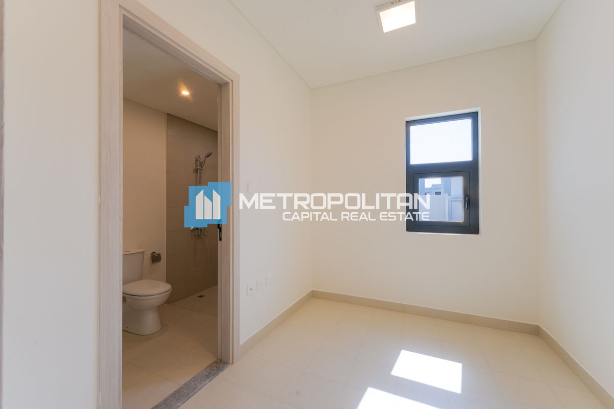 فيلا 6 غرف نوم للإيجار في الشامخة – MCR-8230 photo-26