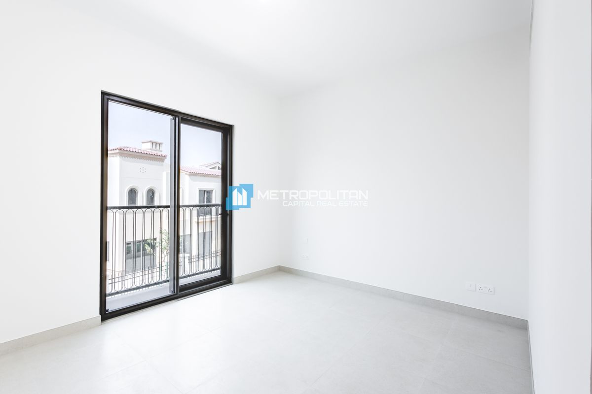 Image - Bloom Living, Khalifa City, Abu Dhabi | Project - Townhouse