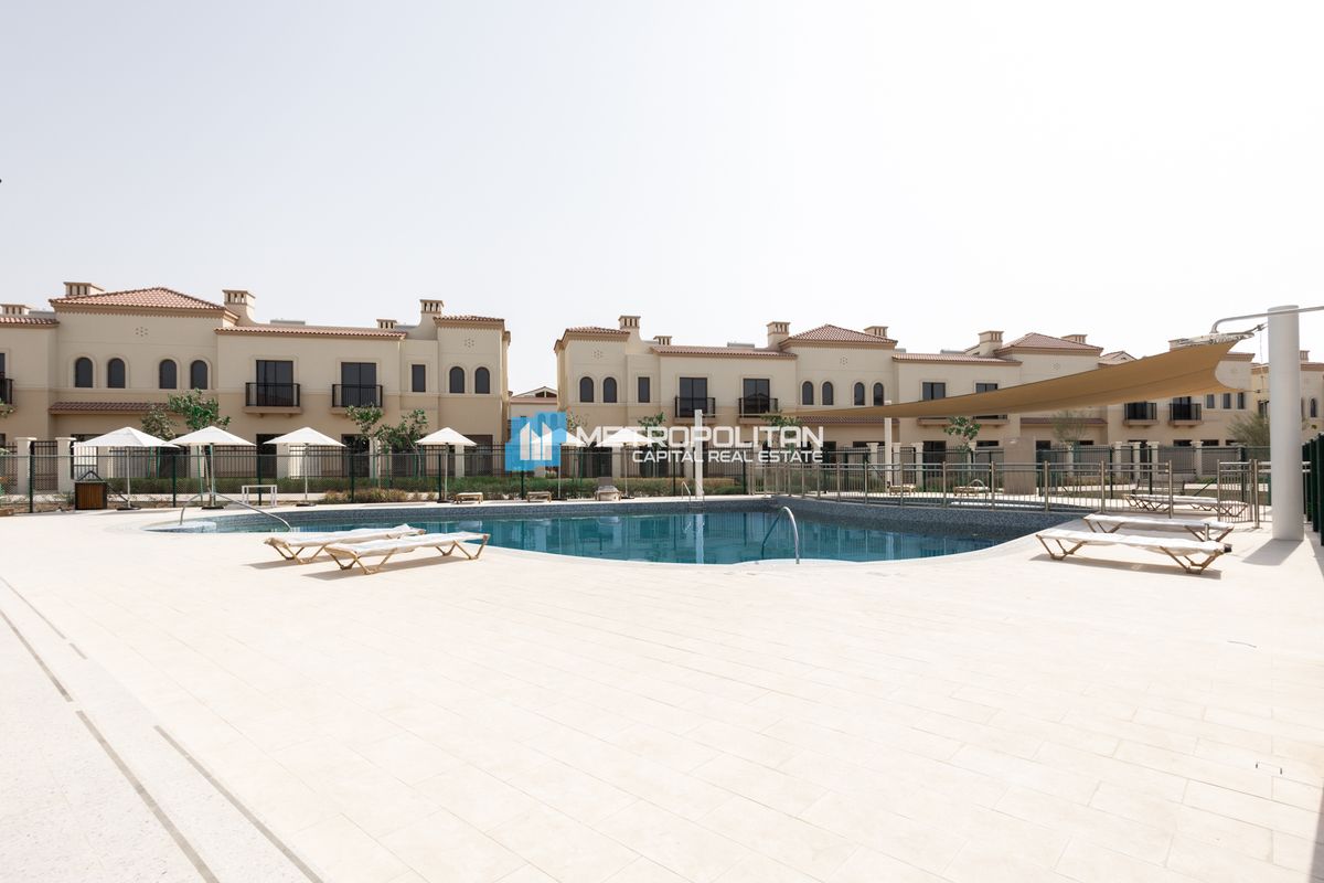 Image - Bloom Living, Khalifa City, Abu Dhabi | Project - Townhouse
