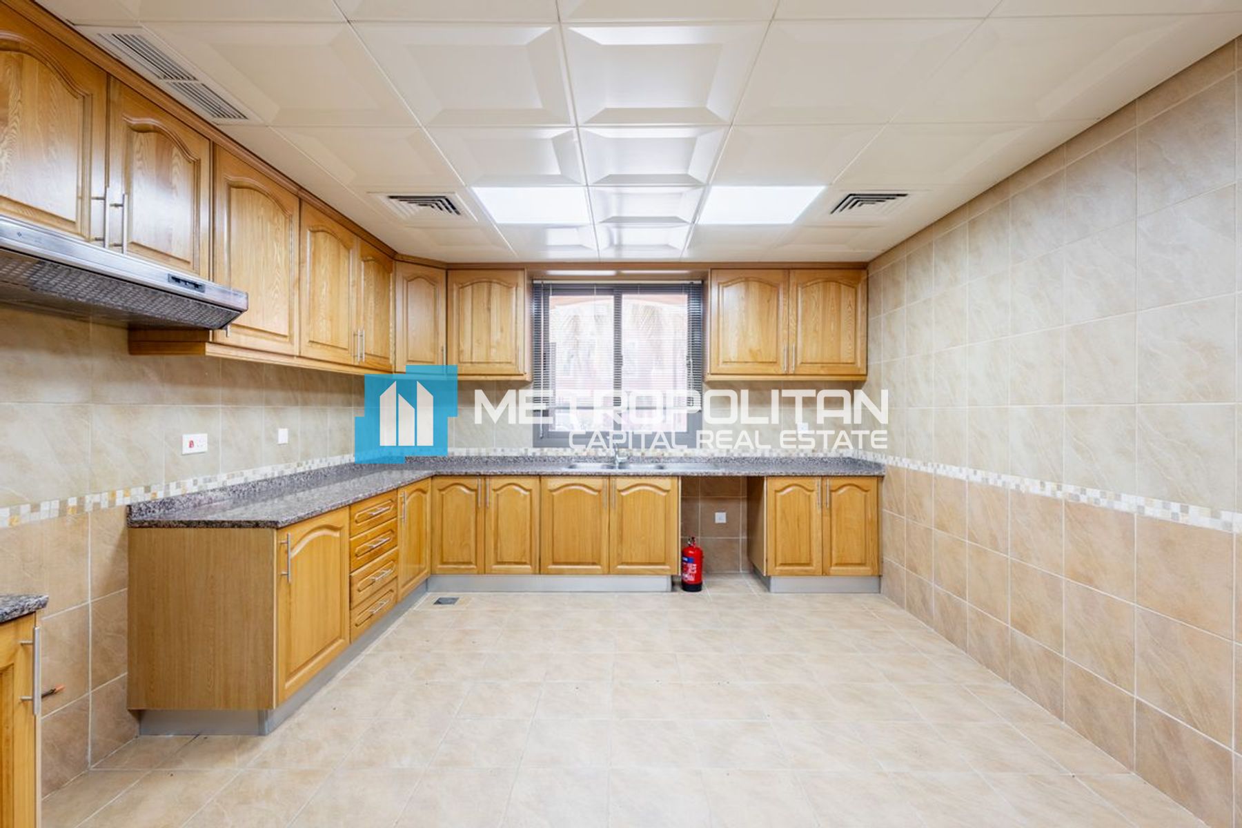 Vacant | Well Maintained 4BR+M | Great Community photo-6
