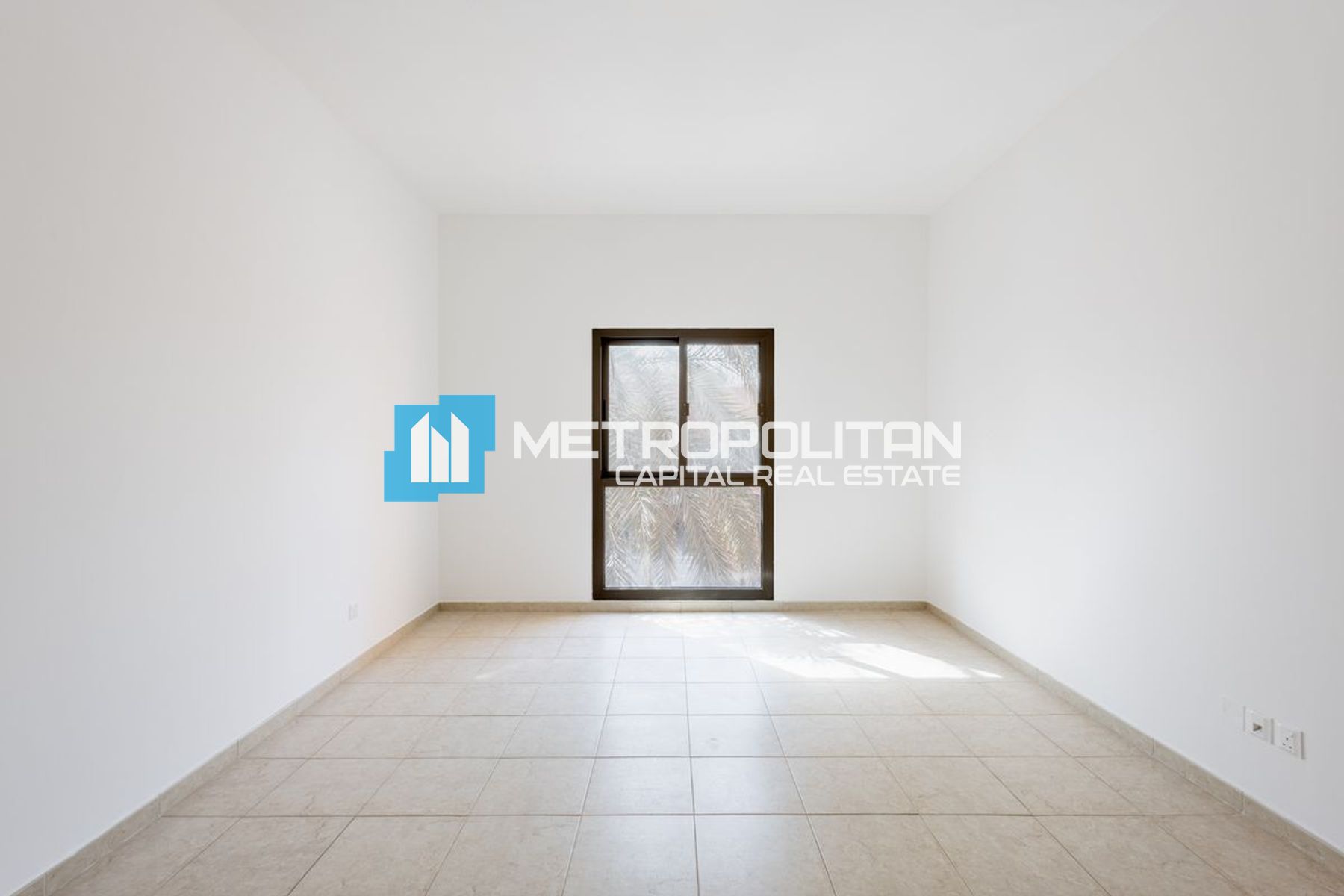 Vacant | Well Maintained 4BR+M | Great Community photo-8