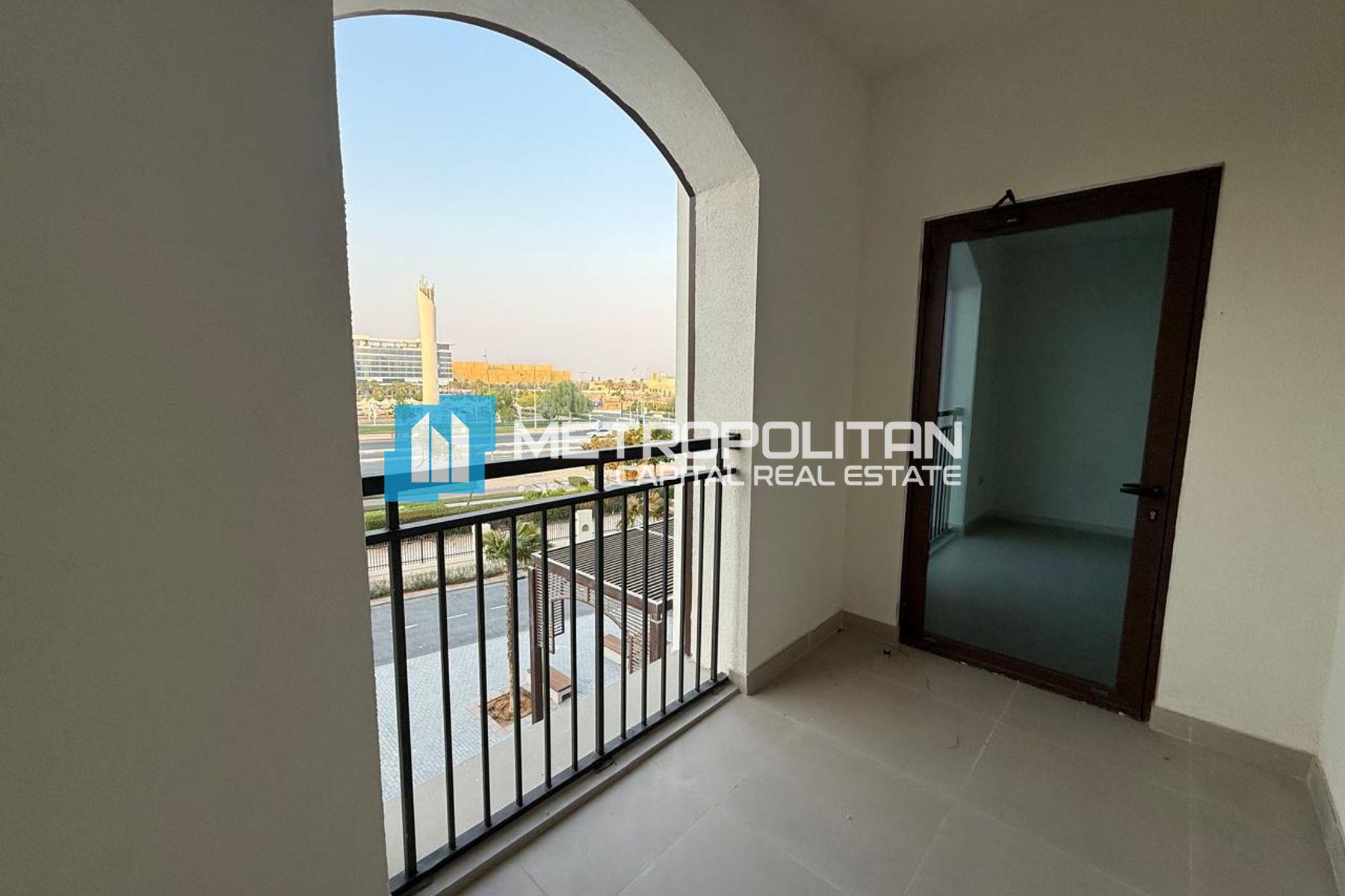 Vacant 2BR with Maid | Duplex | Pool and Golf View photo-4