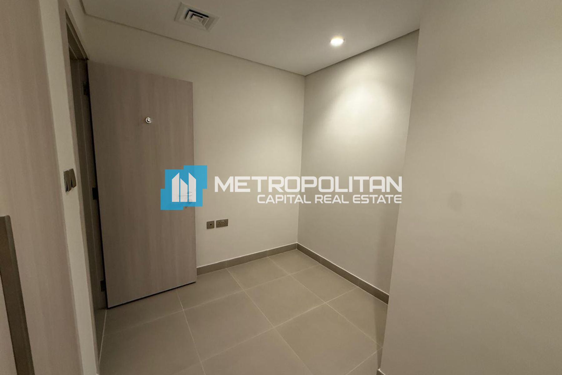 Vacant 2BR with Maid | Duplex | Pool and Golf View photo-9