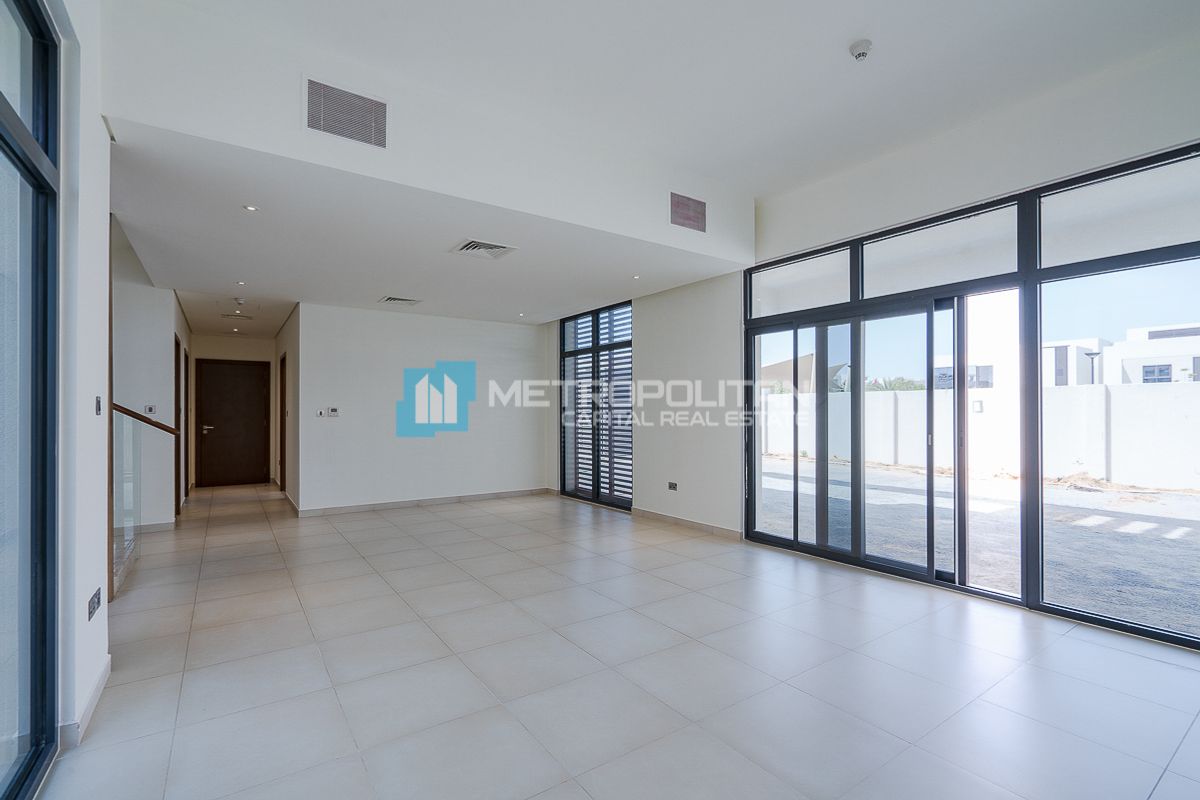 5BR Villa for Rent in Yas Island – MCR-8332 photo-7