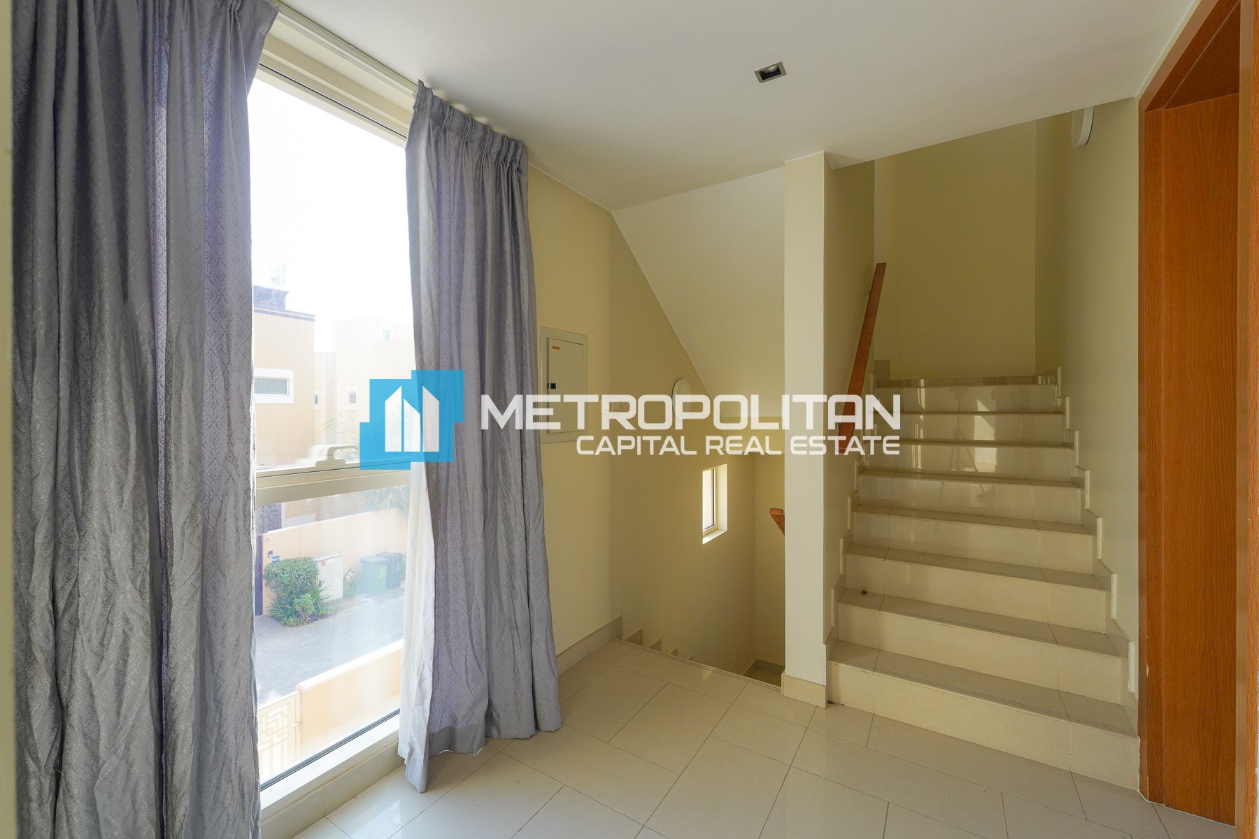 فيلا 5 غرف نوم للإيجار في حدائق الراحة – MCR-8373 photo-15