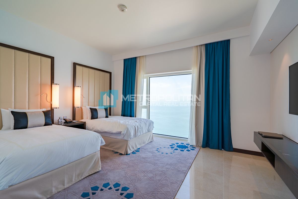 Luxury 4BR + Maids | Furnished | Full Sea View photo-3