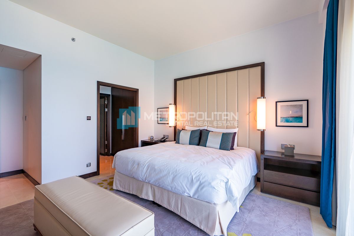 Luxury 4BR + Maids | Furnished | Full Sea View photo-6