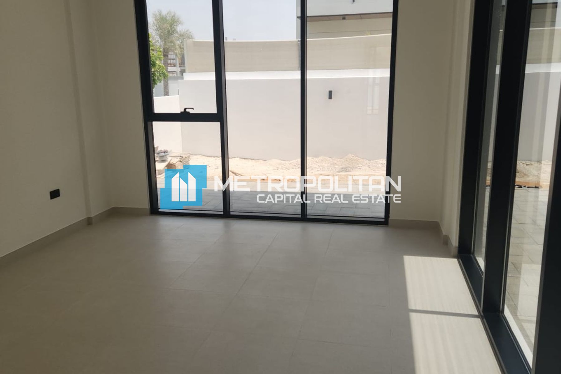 Massive 5BR | Premium Living | Maids and Drivers photo-1