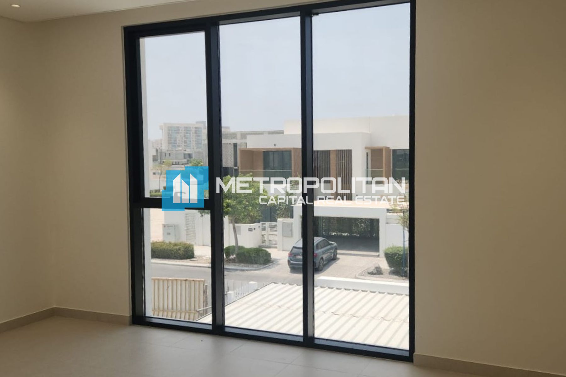 Massive 5BR | Premium Living | Maids and Drivers photo-9