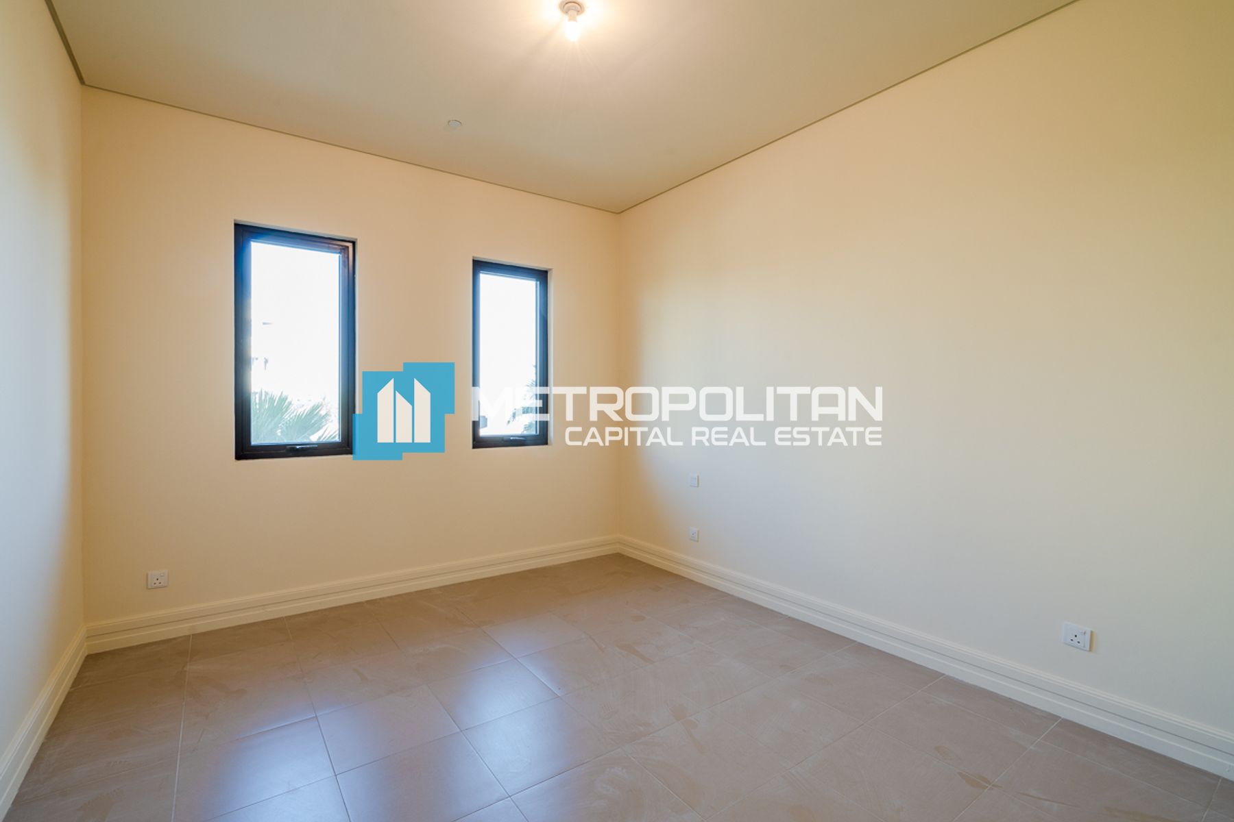 Low Floor | 2BR with Balcony | Ready to Move photo-3