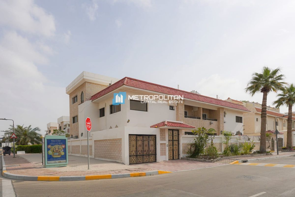 Image - Rawdha Center, Al Manhal, Abu Dhabi | Project - Villa
