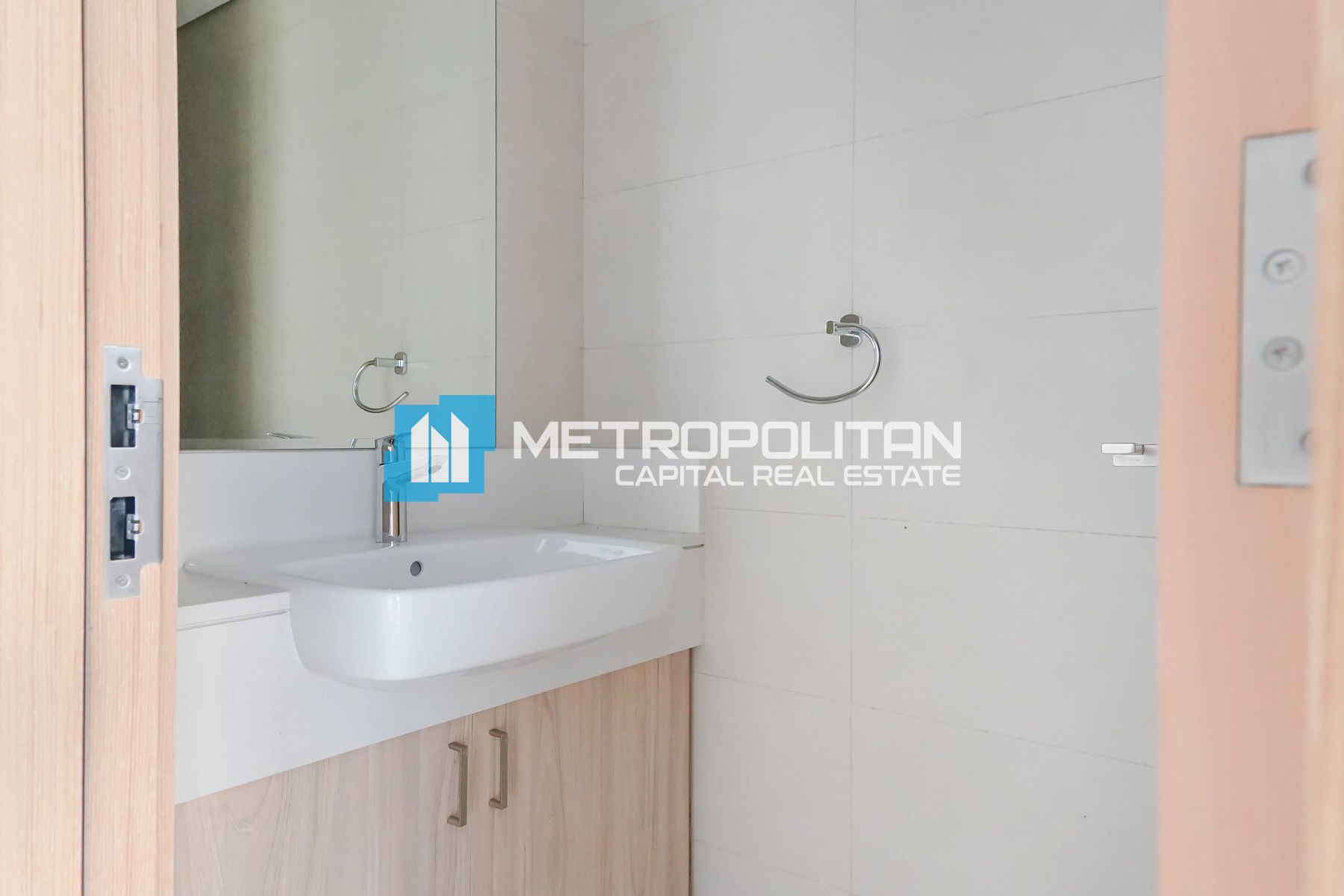 3BR Townhouse for Sale in Abu-Dhabi, UAE – MCS-12868 photo-14