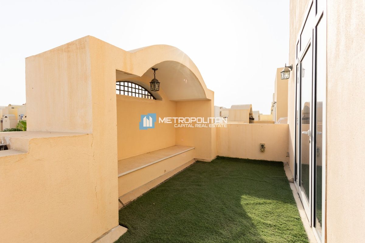 Image - Al Qurm Gardens, , Abu Dhabi | Project - Villa