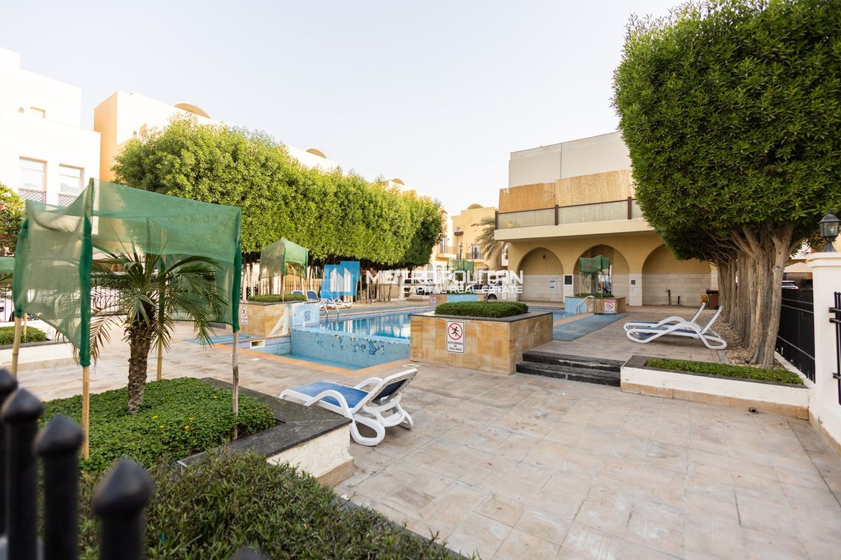 Image - Al Qurm Gardens, , Abu Dhabi | Project - Villa