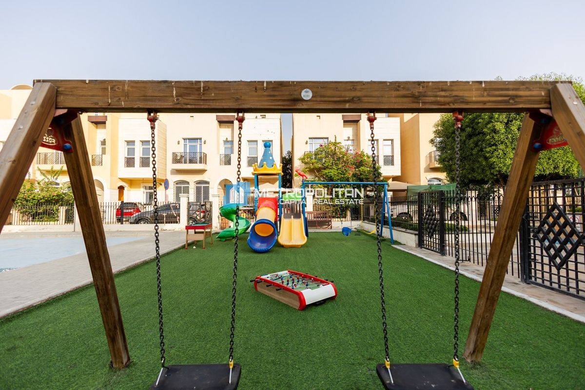 Image - Al Qurm Gardens, , Abu Dhabi | Project - Villa