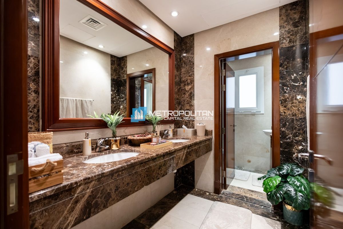 Image - Al Qurm Gardens, , Abu Dhabi | Project - Villa