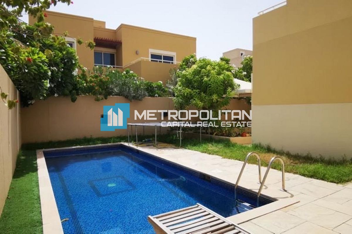 5BR Villa for Sale in Al Raha Gardens – MCS-38379 photo-1
