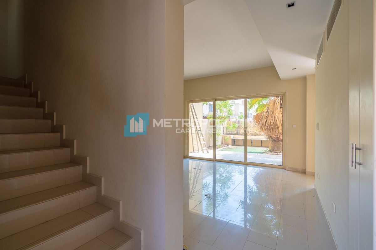 5BR Villa for Sale in Al Raha Gardens – MCS-38379 photo-5