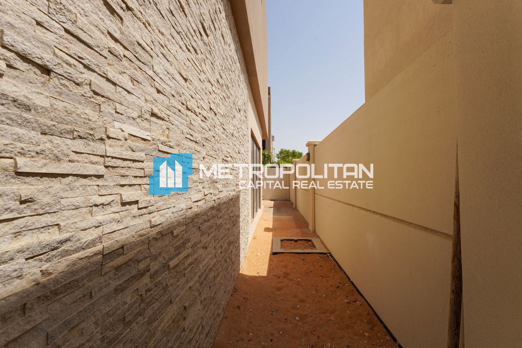 5BR Villa for Sale in Abu-Dhabi, UAE – MCS-38573 photo-26