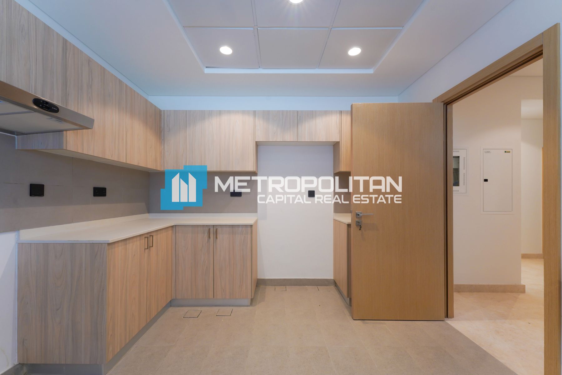 5BR Villa for Sale in Abu-Dhabi, UAE – MCS-38573 photo-4