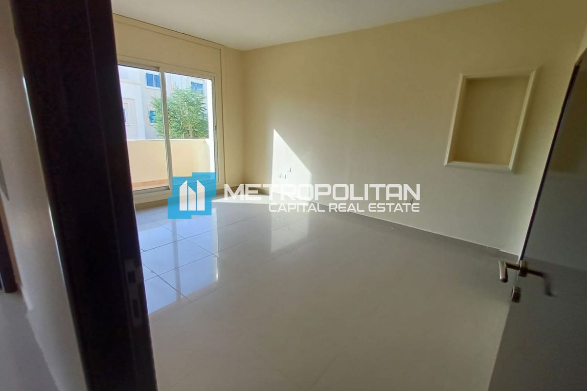 5-комнатный таунхаус на продажу в Al Reef – MCS-39096 photo-13