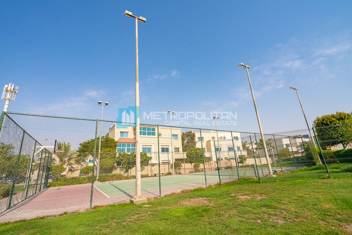 5-комнатный таунхаус на продажу в Al Reef – MCS-39096 photo-1