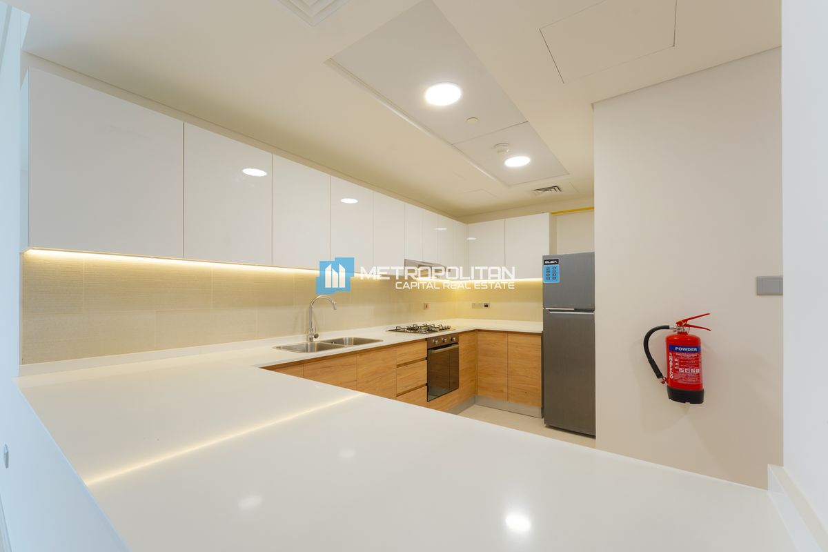 3BR Apartment for Sale in Al Reem Island – MCS-39361 photo-4