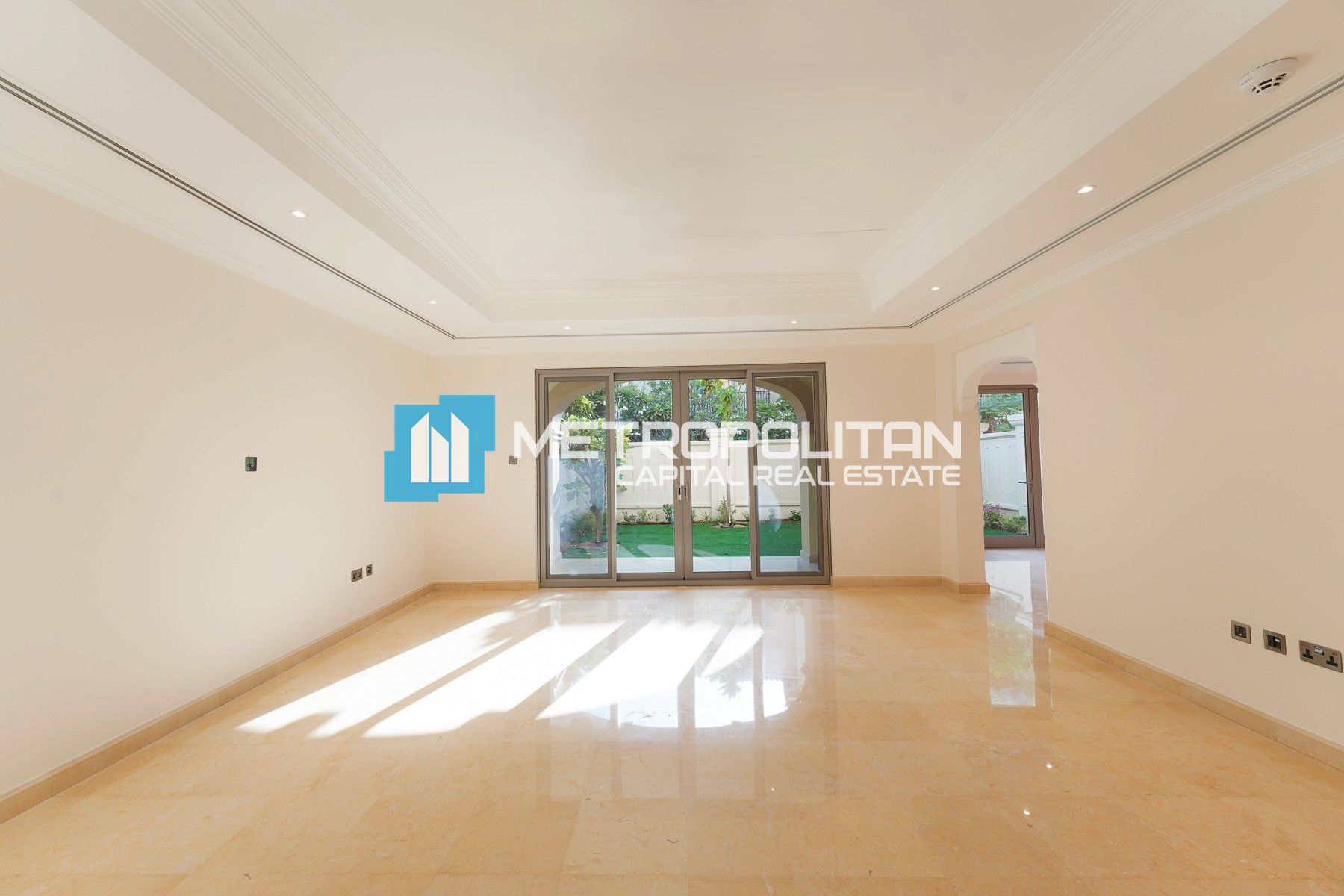 تاون هاوس 4 غرف نوم للبيع في جزيرة السعديات – MCS-39583 photo-1