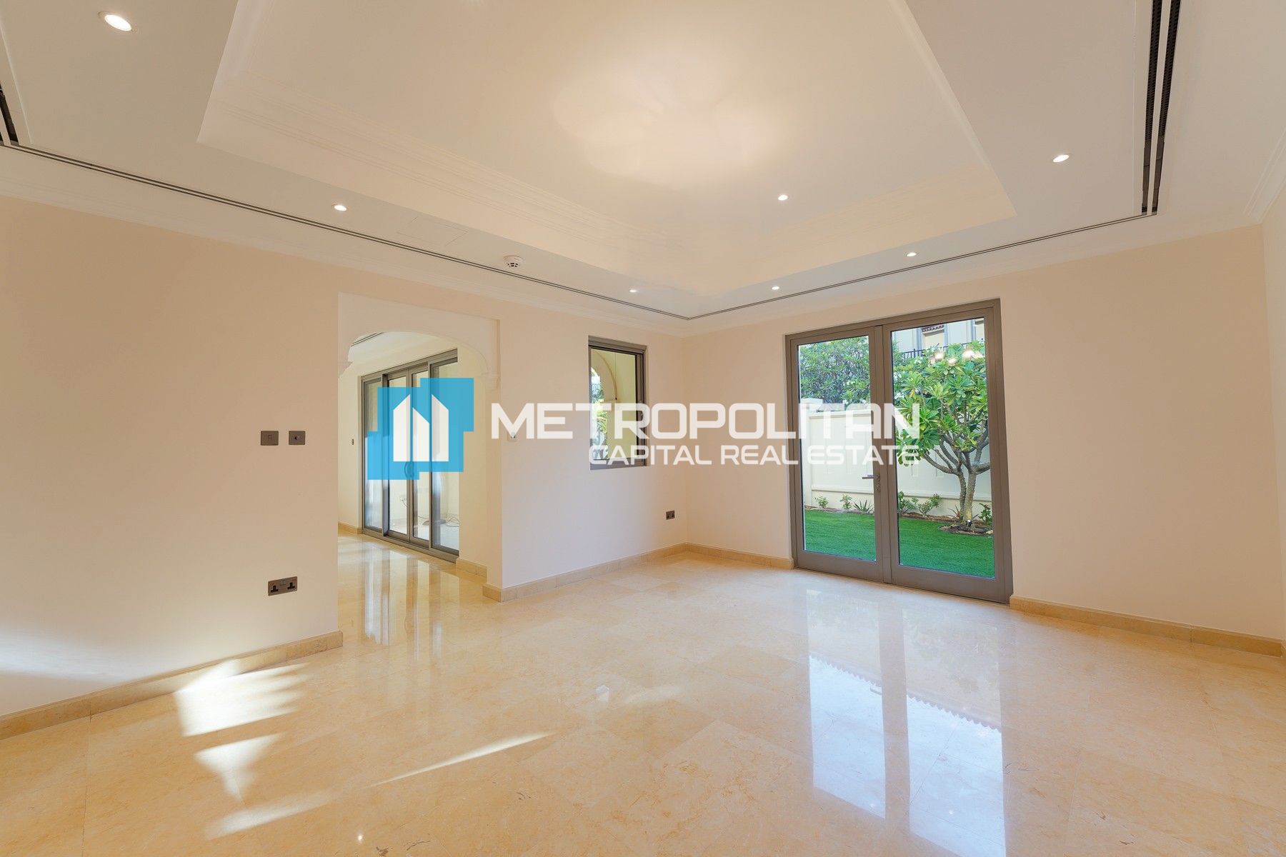 تاون هاوس 4 غرف نوم للبيع في جزيرة السعديات – MCS-39583 photo-2