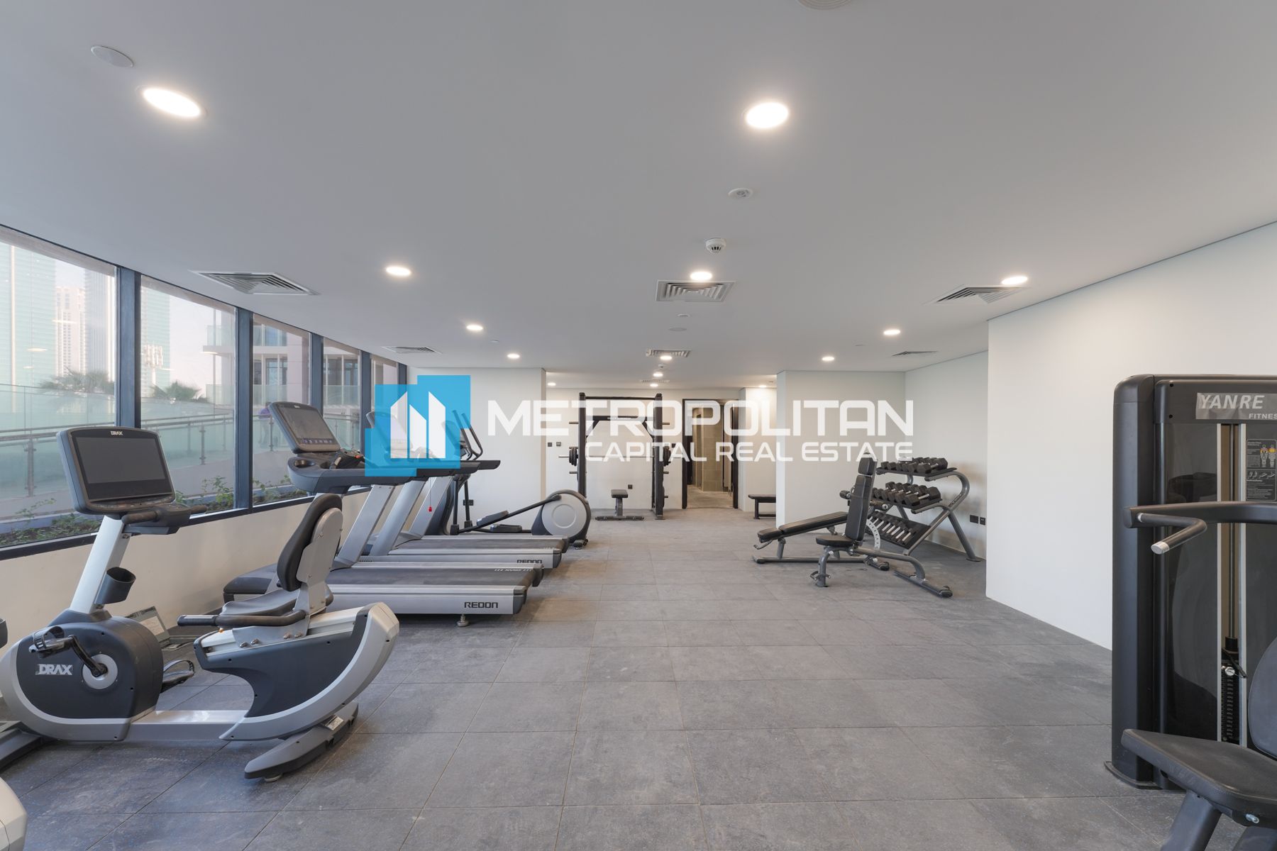Canal View | High Floor 1 Bedroom | Renovated photo-3
