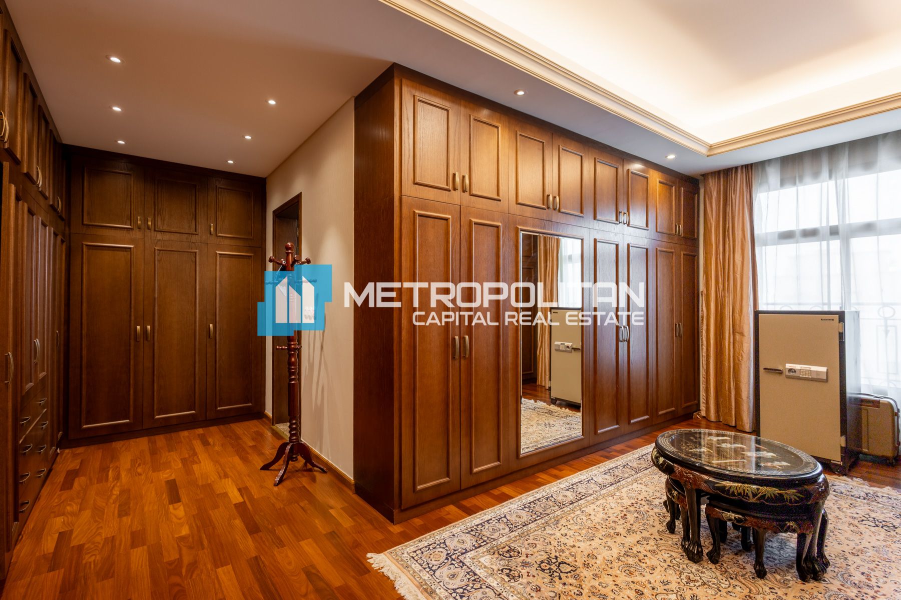 Fully Furnished|Corner 9BR|Huge Land|Private Pool photo-5