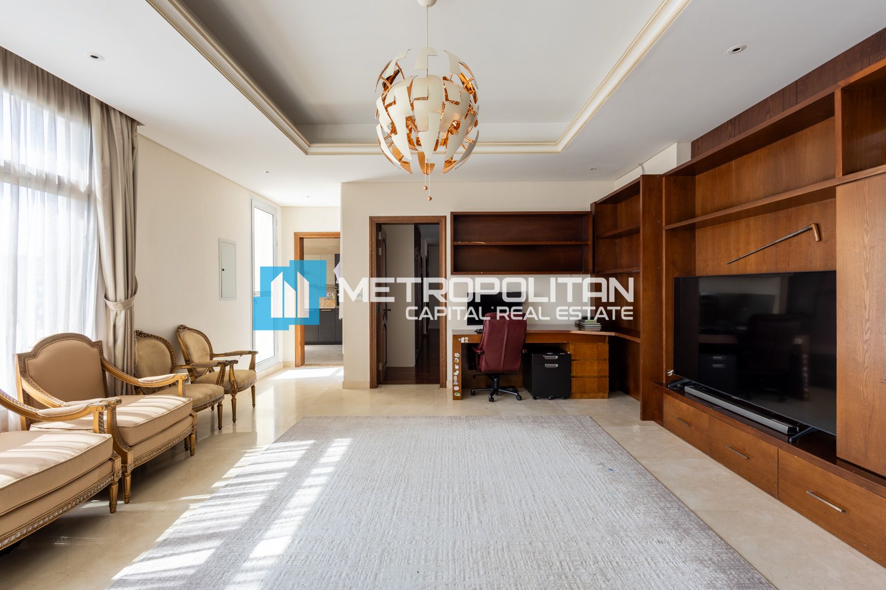 Fully Furnished|Corner 9BR|Huge Land|Private Pool photo-26