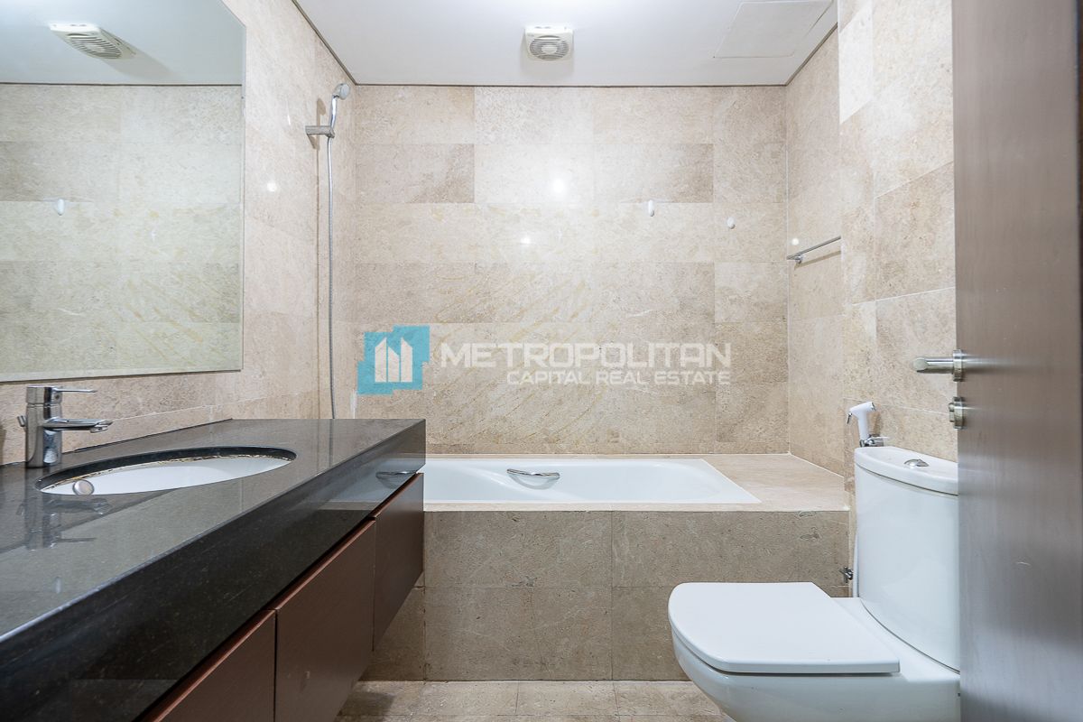 Furnished | Resale 1BR+Balcony | Community Pool photo-7