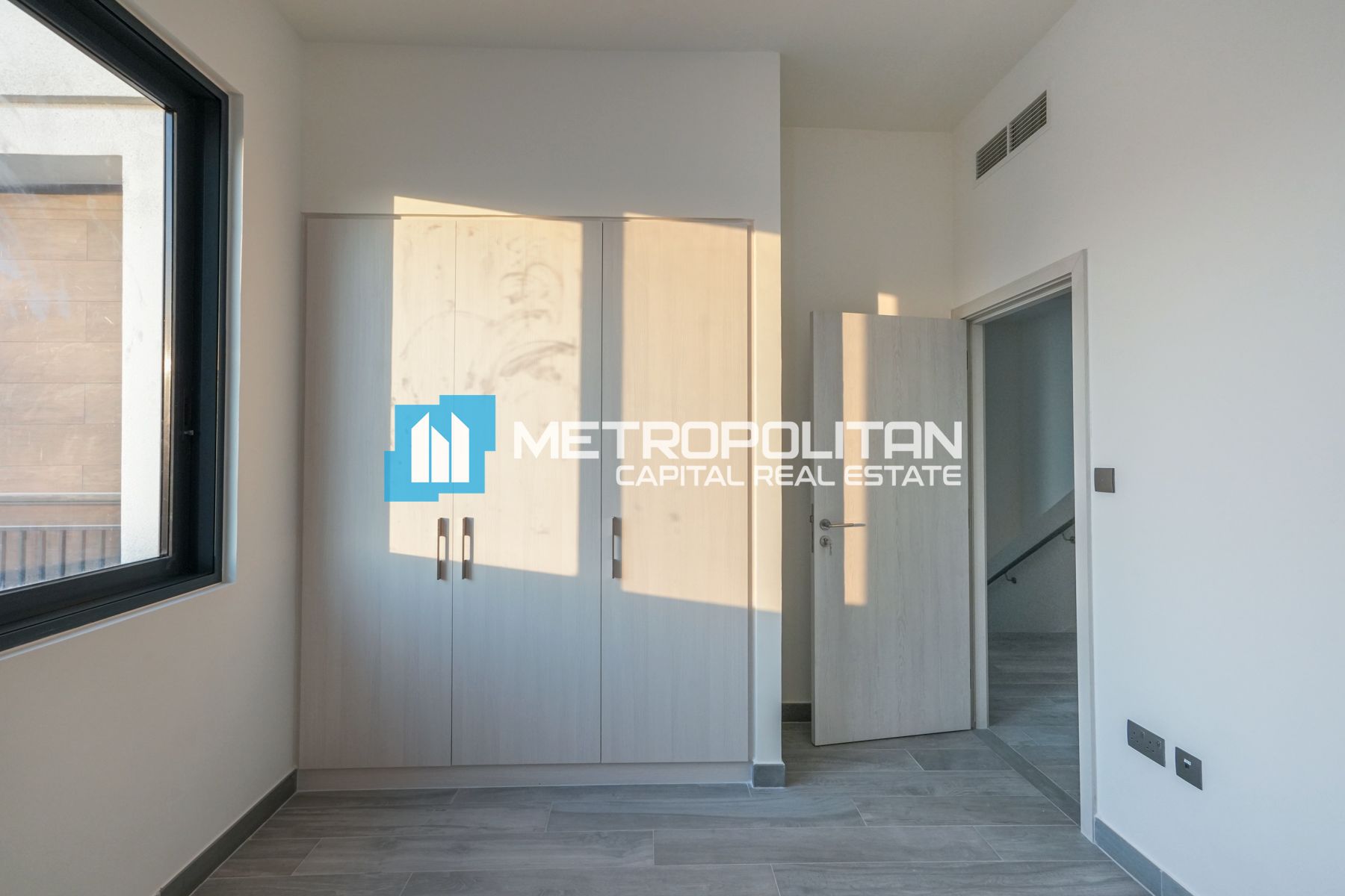 4BR+M w/ Balcony | Closed Kitchen | Community Pool photo-12