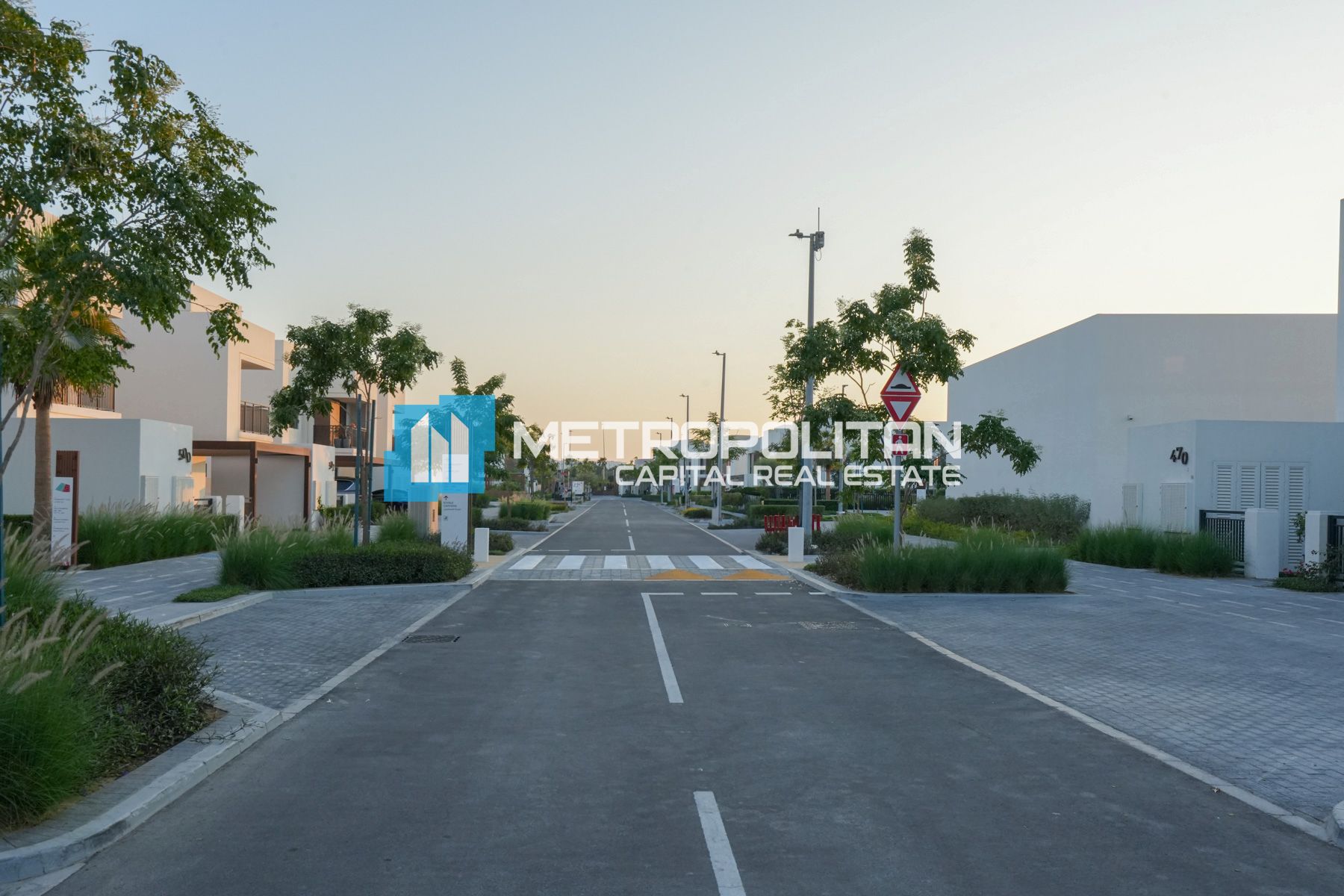 4BR+M w/ Balcony | Closed Kitchen | Community Pool photo-23