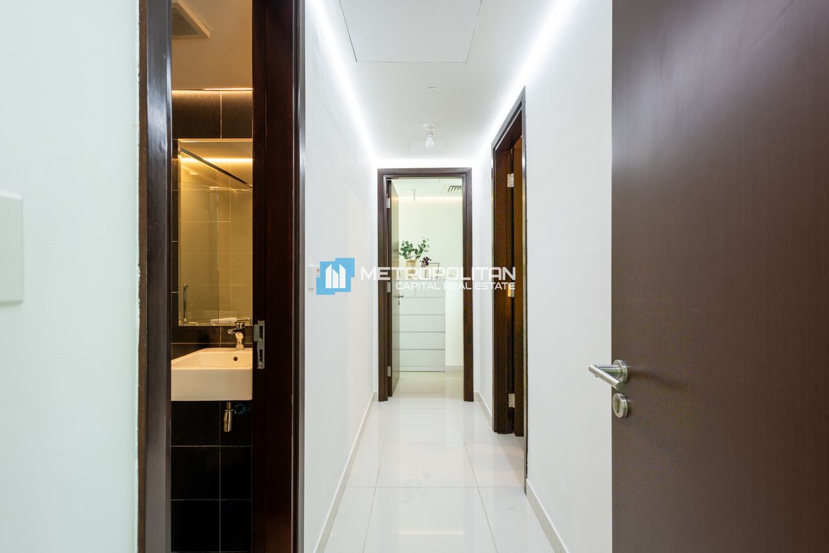 Corner 2BR Unit | Canal View | Fully Furnished photo-10