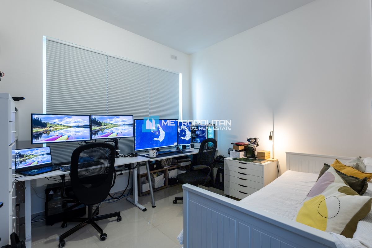 Corner 2BR Unit | Canal View | Fully Furnished photo-5