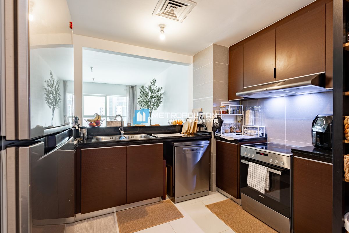 Corner 2BR Unit | Canal View | Fully Furnished photo-6