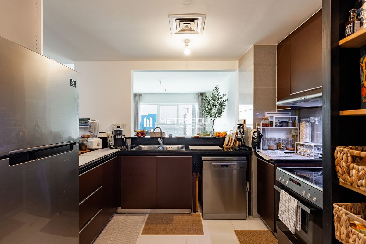 Corner 2BR Unit | Canal View | Fully Furnished photo-7