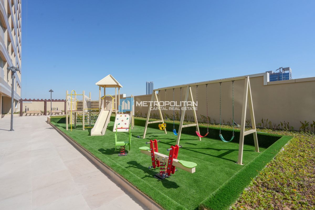 Corner 1BR+Balcony | Type F | Semi-Closed Kitchen photo-8