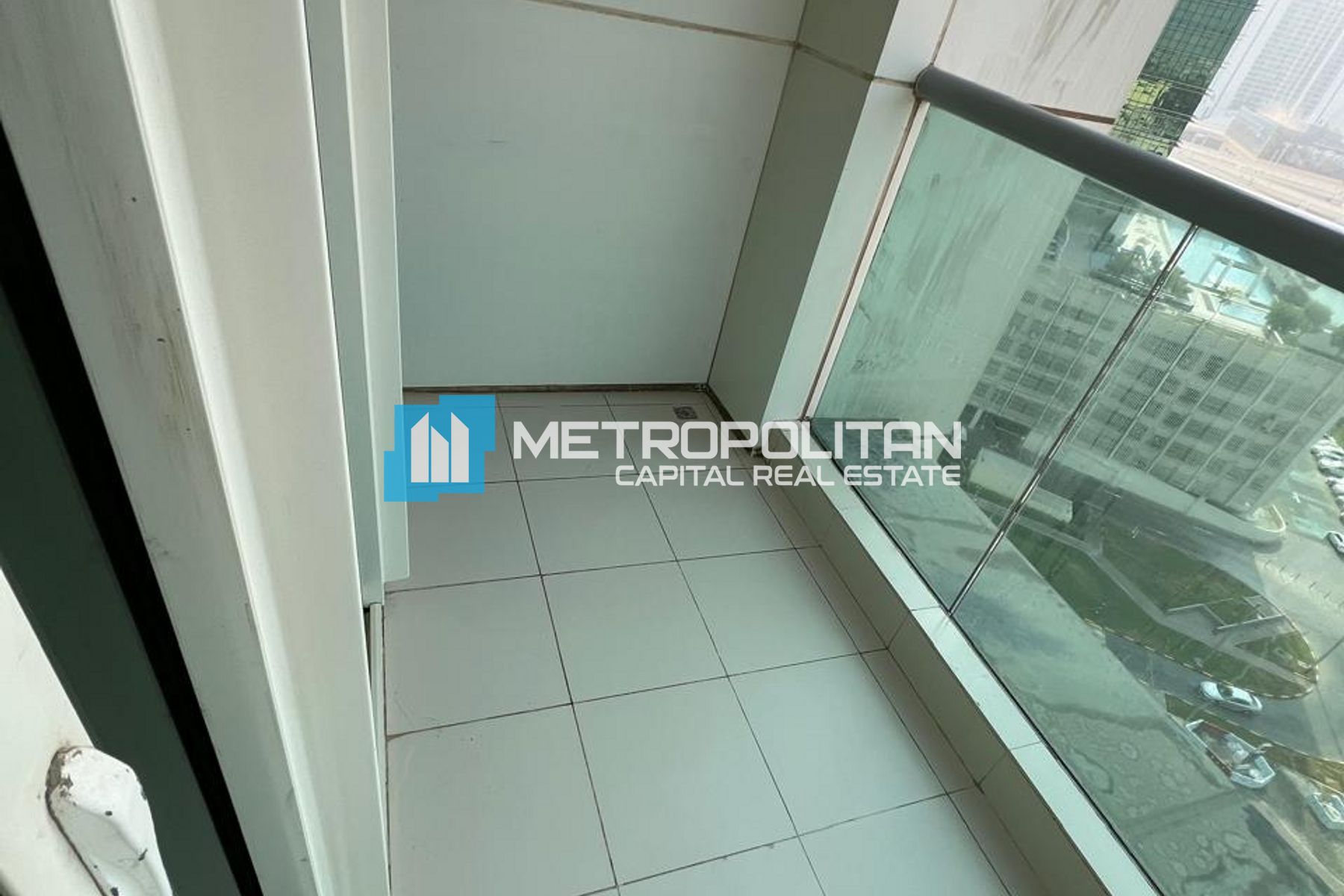 1BR with Balcony | Canal View | Well Maintained photo-9