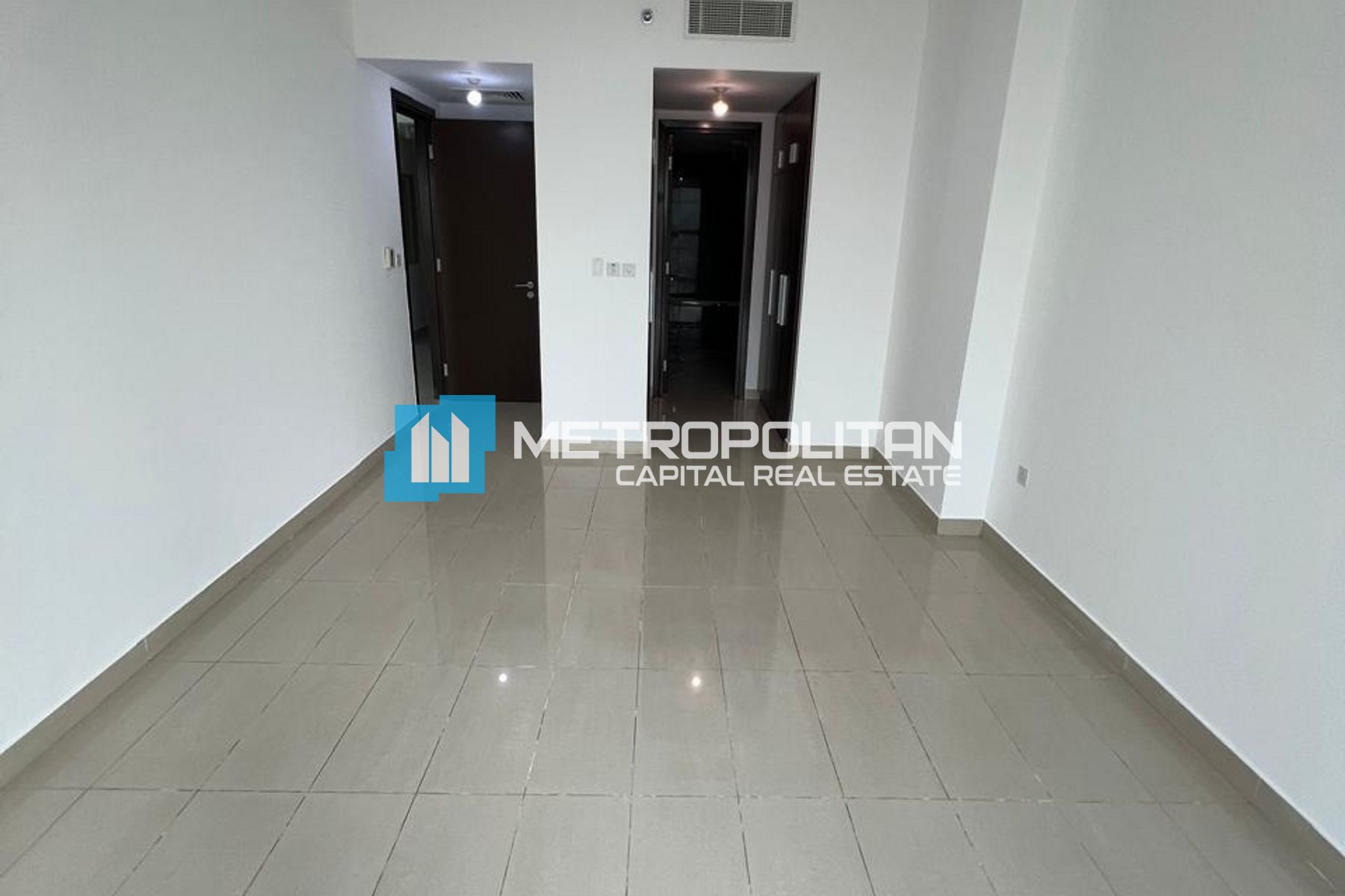 1BR with Balcony | Canal View | Well Maintained photo-7