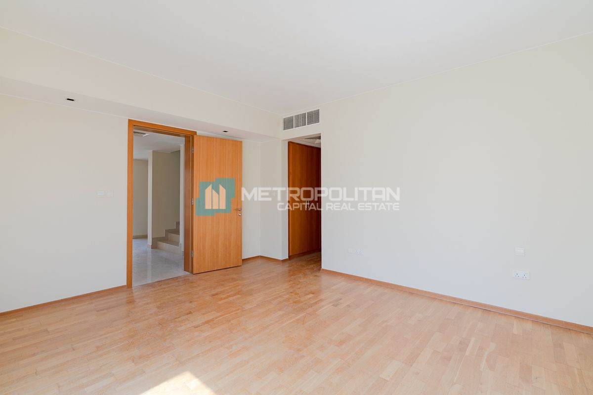 Single Row| Corner Unit| 4BR w/ Maids And Balcony photo-5